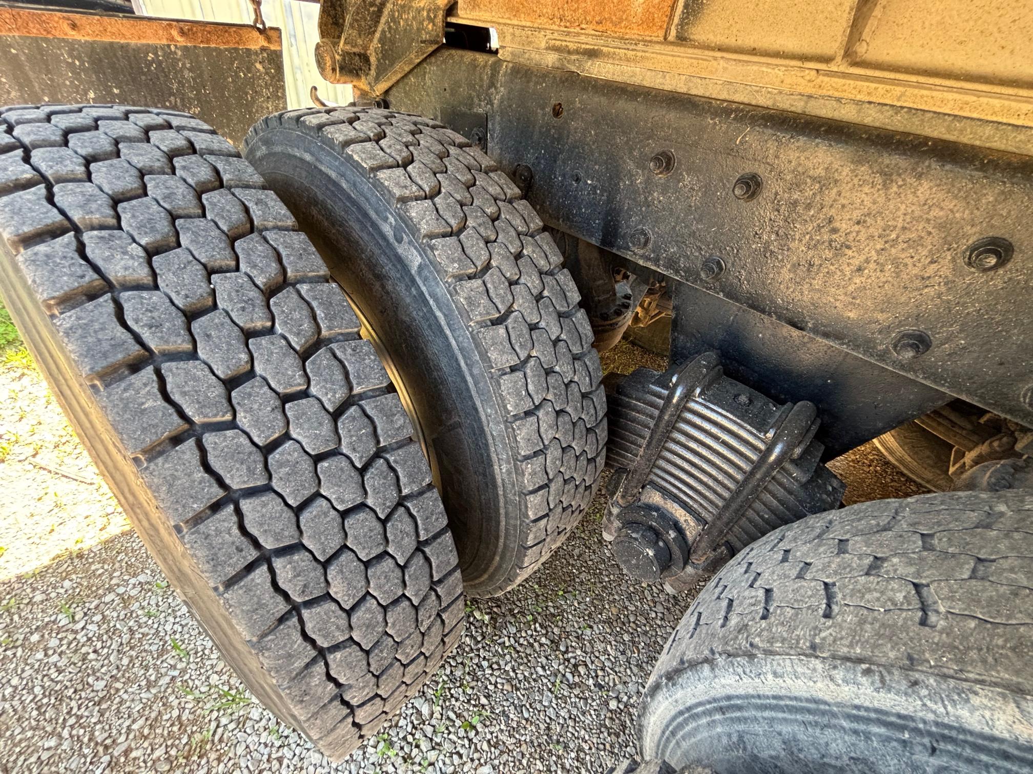 1997 MACK CL713 - Image 38